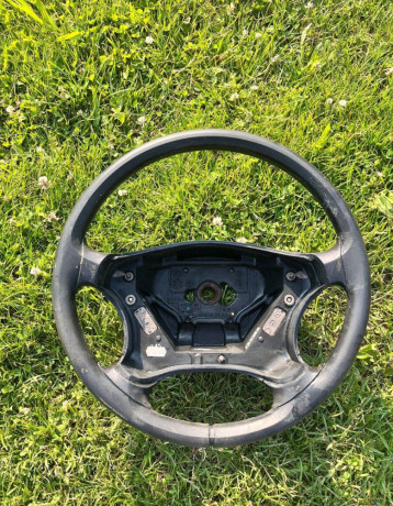 predam-volant-mercedes-c-w203-big-0