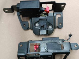 bmw-zamok-kufra-e60-e90-f10-f30-x3-e83-e65-e87-x1-f48