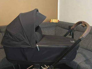 vanicka-cybex-priam-lux-carry-cot-40-platinum